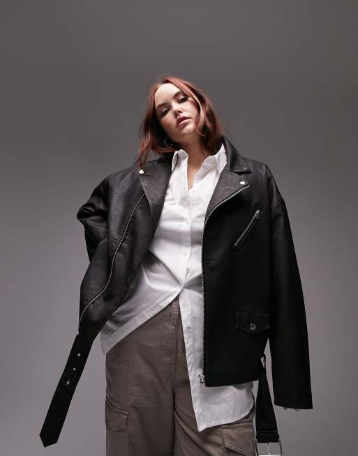 Topshop Curve Oversize Motorradjacke aus braunem Kunstleder in verwaschener Vintage Optik ASOS