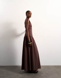 Cut out waist poplin maxi dress in chocolate