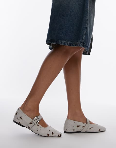 Topshop – Cyndi – Leder-Ballerinas mit eckiger Zehenpartie, Schnallendetail und Ponyfell-Effekt mit Kuhfellmuster - view 1