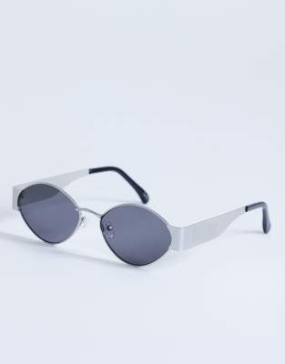 Topshop Cyprus Metal Frame Sunglasses In Silver