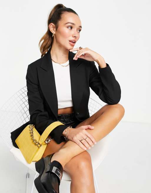 Topshop – Czarna marynarka z dopasowaną talią