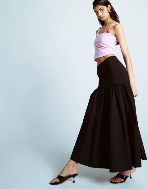 Topshop poplin full skirt with curved dropped waistband in black