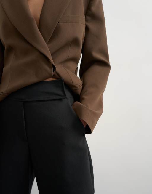 Topshop – Czarne dopasowane spodnie z baryłkowymi nogawkami, 3 z 5