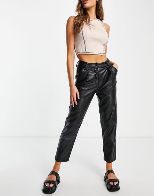 Topshop – Czarne spodnie o zaokrąglonym fasonie z imitacji skóry