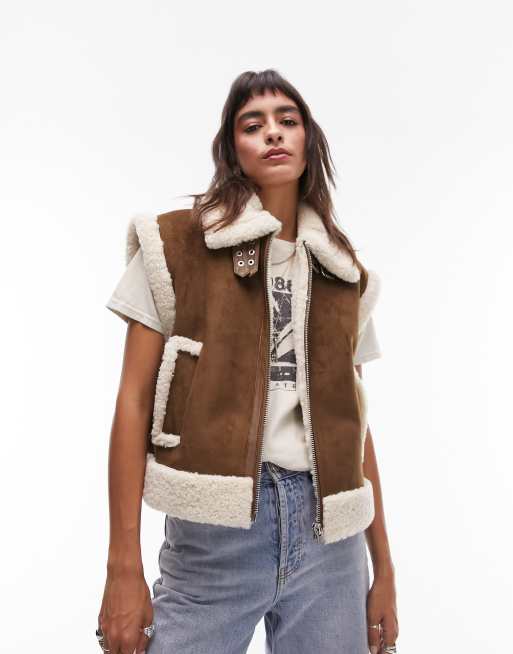 Topshop – Czekoladowobrązowy bezrękawnik oversize typu aviator z imitacji owczej skóry