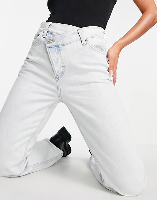 Jeans Topshop Dad wrap over recycled cotton blend jeans in super bleach 