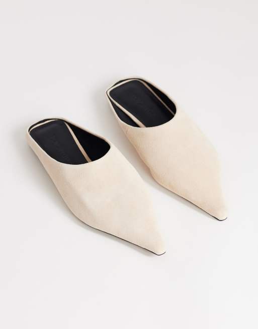 Topshop – Dawn – Flache, spitze Schuhe aus echtem Wildleder in Sandbeige, 2 von 4