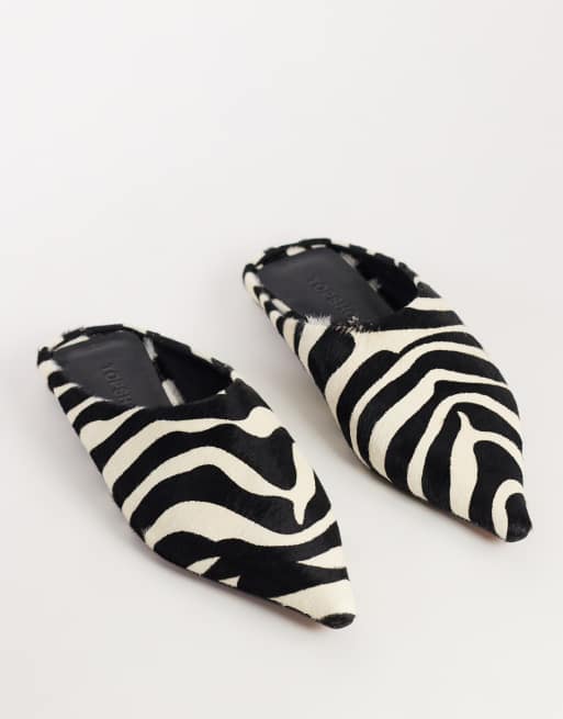 Topshop Dawn flat pointed shoe in zebra print hair on real leather, 2 of 4