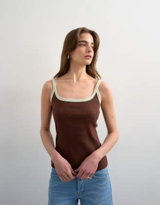 Débardeur côtelé avec fines bretelles contrastantes - Marron chocolat-Brown S