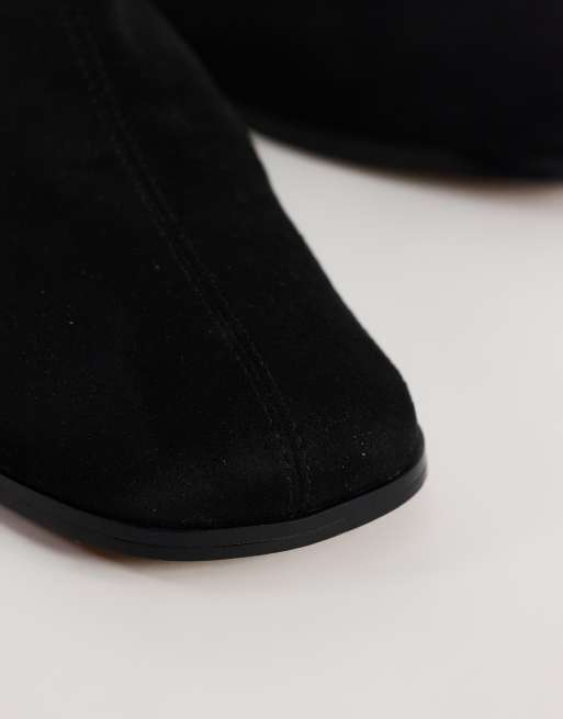 Topshop Debbie faux suede square toe flat shoe mule in black, 4 of 5