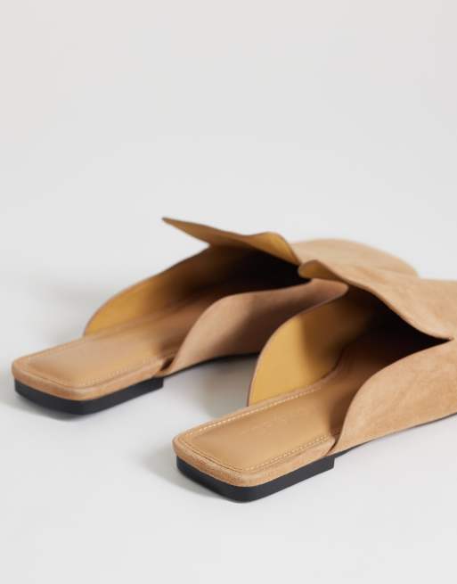 Topshop – Della – Camelowe klapki z naturalnego zamszu, 3 z 4