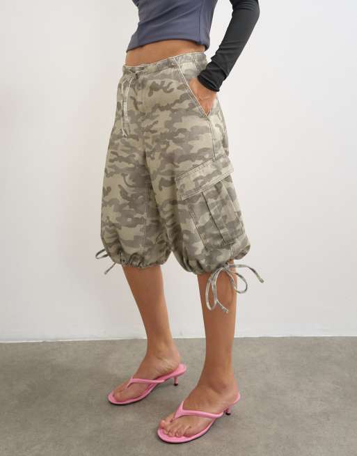 Topshop denim baggy camo jorts, 2 of 5