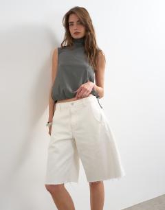Denim barrel jort in white