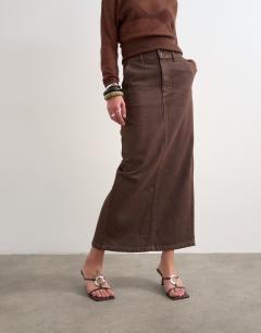 Model wearing Denim column maxi skirt in chocolate