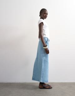 Model wearing Denim column skirt in bleach
