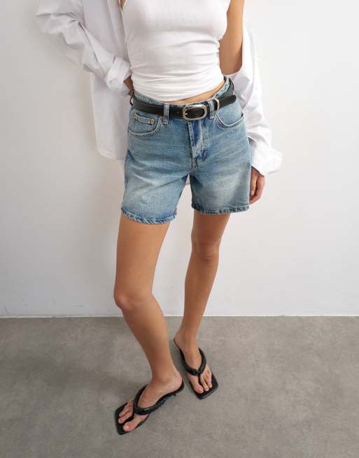 Topshop denim Editor comfort stretch short in bleach, 3 of 5