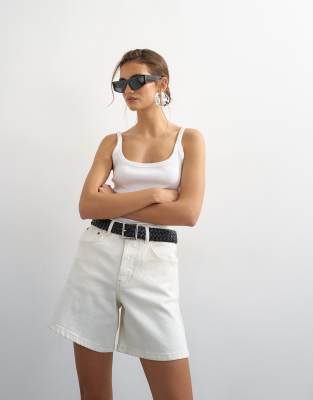 Topshop Denim Editor Comfort Stretch Shorts In White