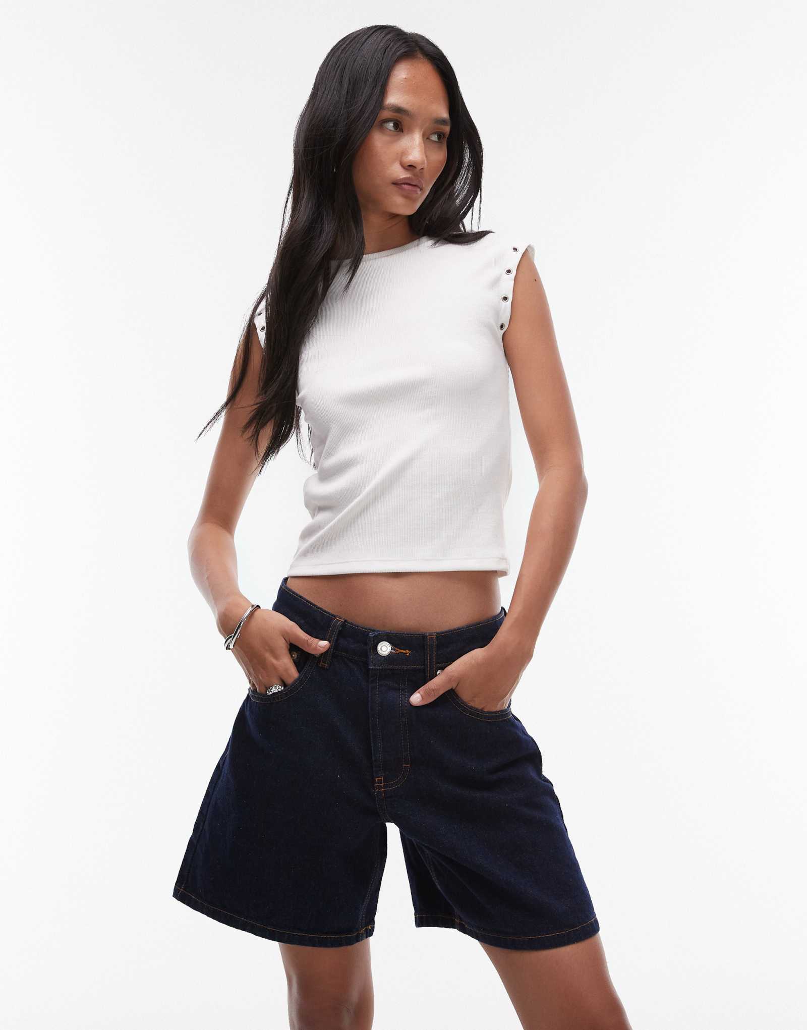 Шорты Topshop denim Editor цвета индиго в необработанном стиле