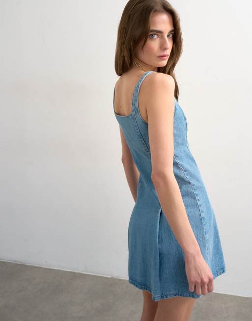 Topshop denim flippy seamed pleats hem mini dress in bleach, 3 of 4