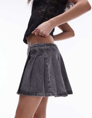 denim mini kilt skirt in Ice Gray-Black