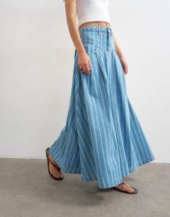 Model wearing Denim pleated yoke maxi skirt in stripe