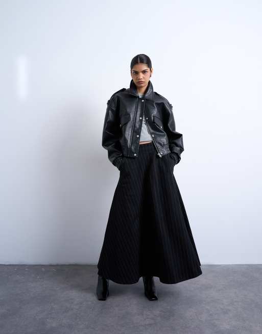 Topshop – Denim-Tellerrock in Schwarz mit Streifen