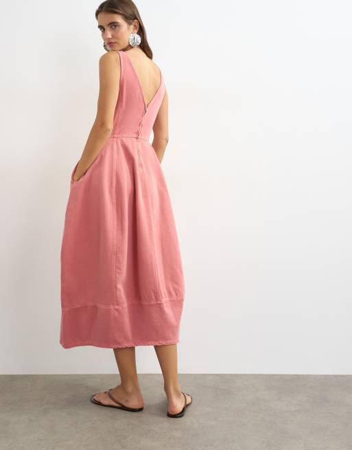 Topshop denim v neck barrel midi dress in pink, 2 of 4