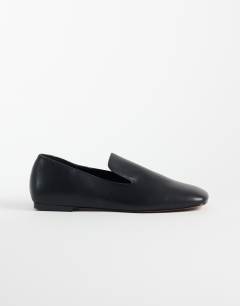 Denise slip on flat shoe in black