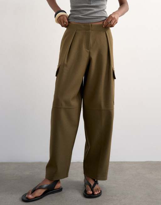 Topshop – Dopasowane spodnie bojówki w kolorze khaki, 2 z 5