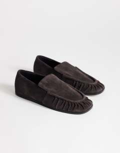Model wearing Dora real suede ruched loafer in chocolate