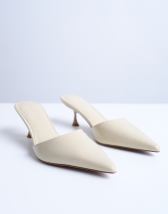 Topshop Dorota kitten heel pointed mule in cream