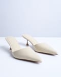 [Topshop] Topshop Dorota kitten heel pointed mules in cream-White 37 CREAM
