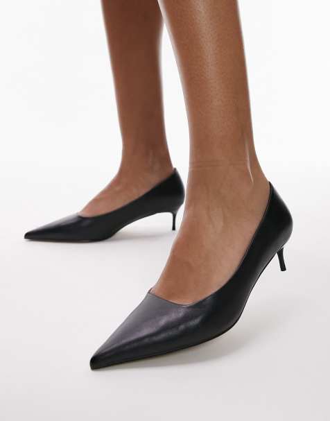 Black shiny 2025 court heels