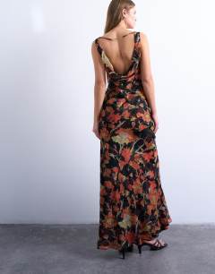Model wearing Double layer cowl maxi dress in rust floral print