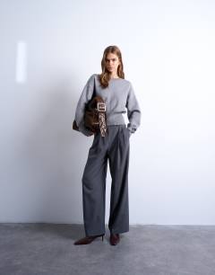 Model wearing Double pleat high rise wide leg trouser in charcoal