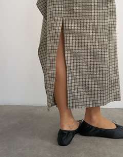 Model wearing Drape detail maxi skirt in green check