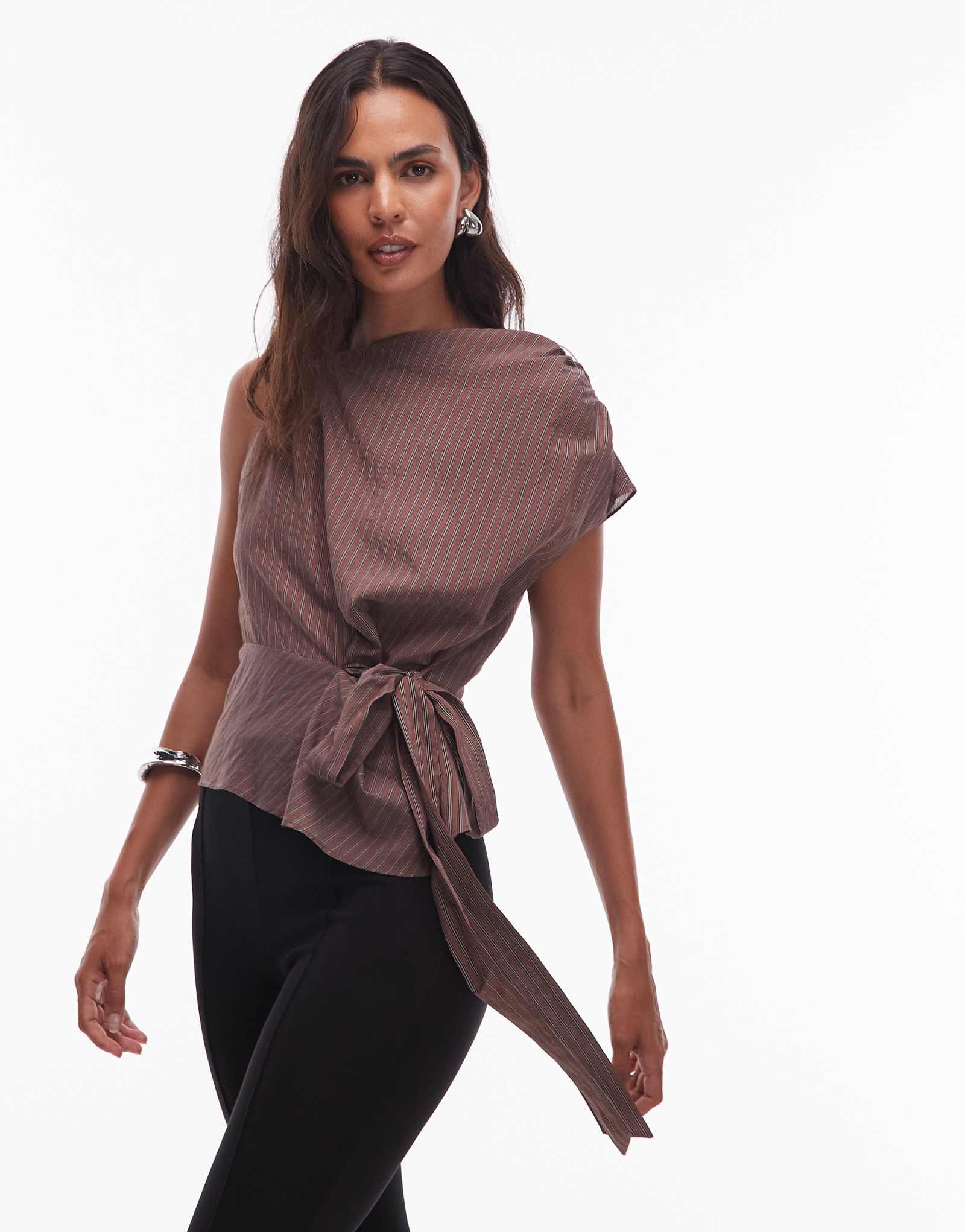 Топ с драпированным вырезом от Topshop