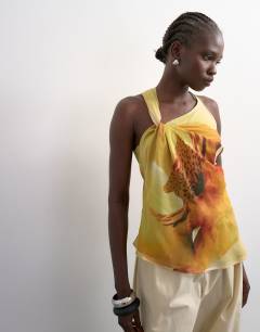 Draped knot shoulder detail top in large yellow floral
