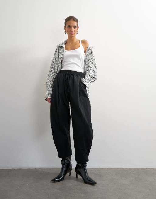 Topshop drawcord techy balloon trousers in black, 2 of 5