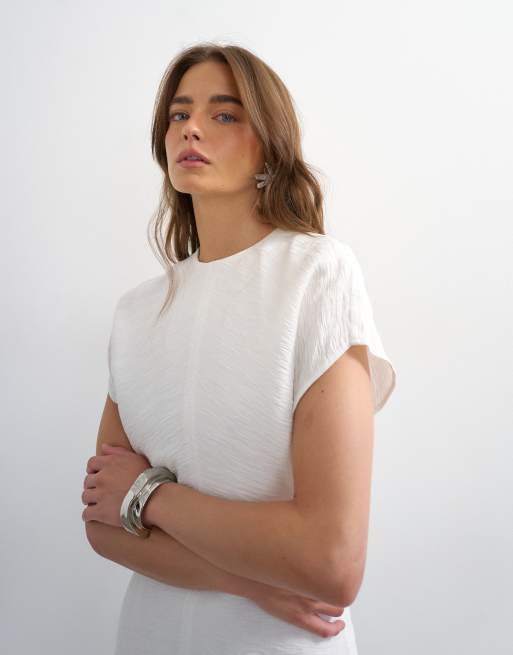 Topshop drop shoulder blouson waist crinkle maxi dress in white, 2 of 4