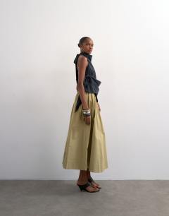 Drop waist saloon maxi skirt in green