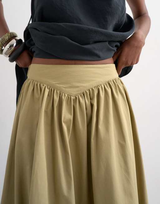 Topshop drop waist saloon maxi skirt in green, 5 of 5