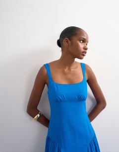 Model wearing Dropped waist maxi dress in cobalt