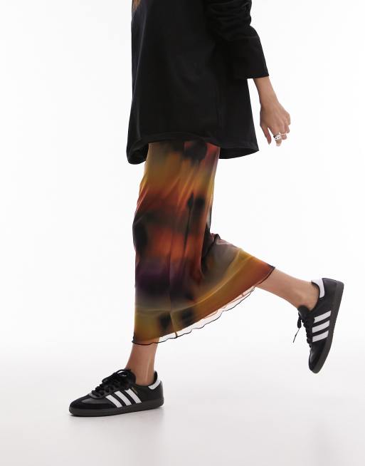 Topshop – Dżersejowa spódnica maxi w abstrakcyjny wzór z ozdobnym wiązaniem w pasie 