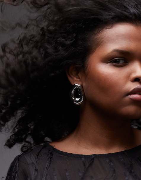 Topshop Earle rounded earrings in silver - view 1