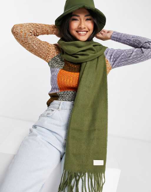 Topshop - Écharpe en tissu ultra doux avec étiquette tissée - Vert - MGREEN