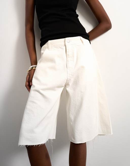 Topshop - Ecrufarvede jorts i denim med barrel-ben, 2 af 5
