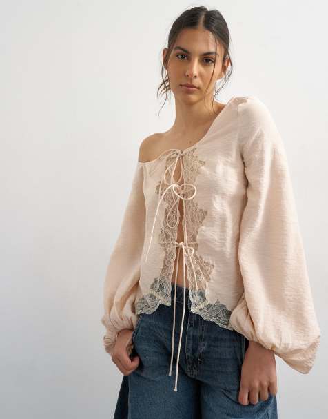 Topshop - Ecrufarvet offshoulder-bluse med bindedetalje og blondekant - view 1