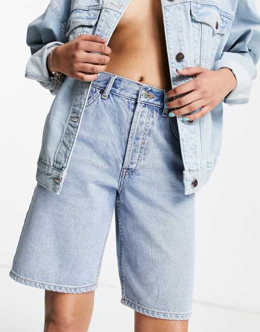 Topshop – Editor – Blekta shorts i lång modell