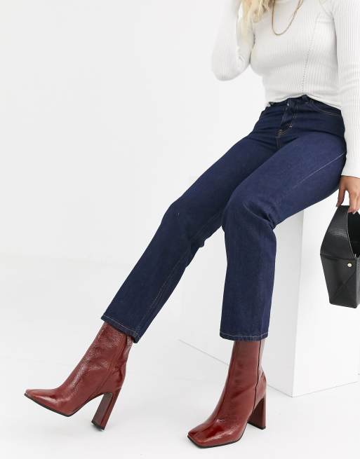 Topshop – Editor – Ciemnoniebieskie jeansy z prostymi nogawkami 